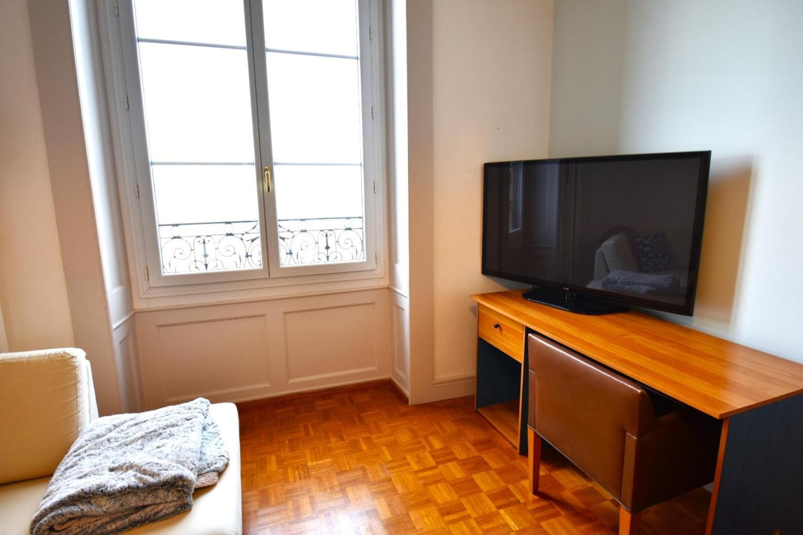 Appartement Avec Vue 180 Sur Le Lac Leman トノン・レ・バン エクステリア 写真