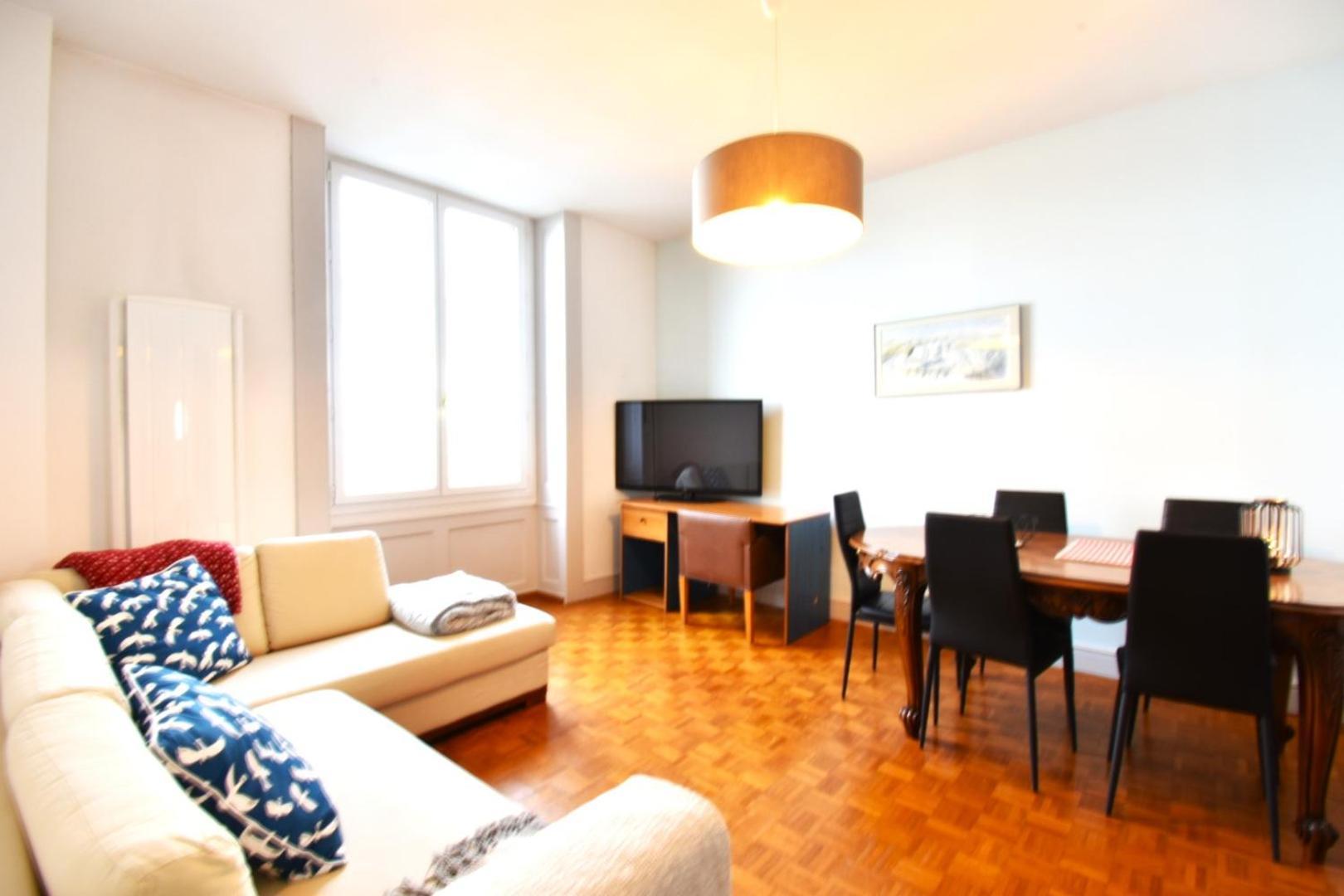 Appartement Avec Vue 180 Sur Le Lac Leman トノン・レ・バン エクステリア 写真