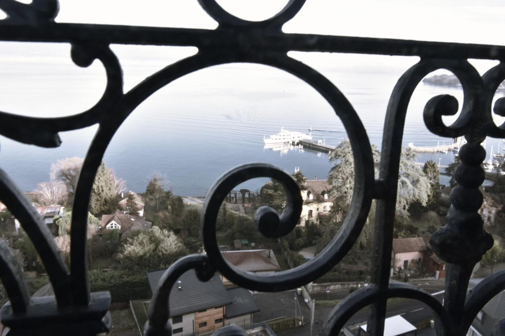 Appartement Avec Vue 180 Sur Le Lac Leman トノン・レ・バン エクステリア 写真